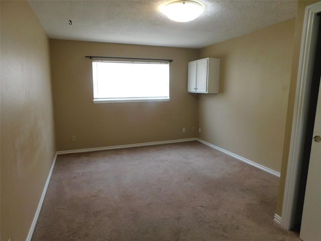 472 N Post Oak Lane, Houston, TX 77024