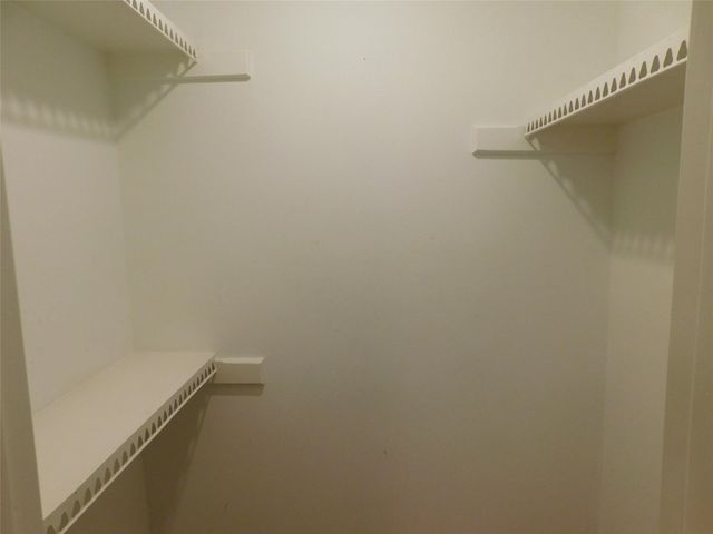 472 N Post Oak Lane, Houston, TX 77024