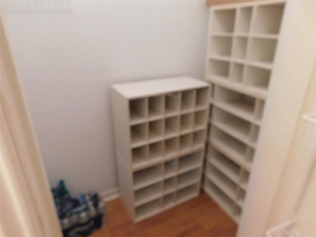 472 N Post Oak Lane, Houston, TX 77024