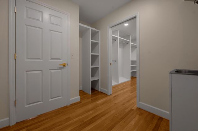 1820 Richmond Road, Lexington, KY 40502