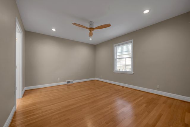 1820 Richmond Road, Lexington, KY 40502