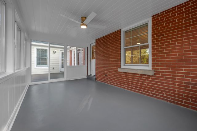 1820 Richmond Road, Lexington, KY 40502