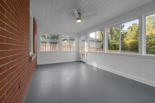 1820 Richmond Road, Lexington, KY 40502