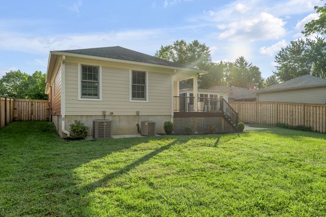 1820 Richmond Road, Lexington, KY 40502
