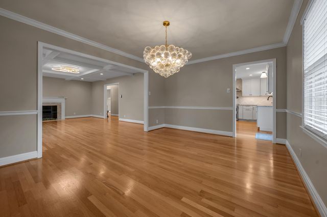 1820 Richmond Road, Lexington, KY 40502
