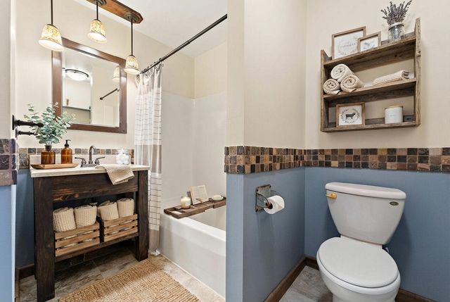 5845 Stone Avenue, Portage, IN 46368