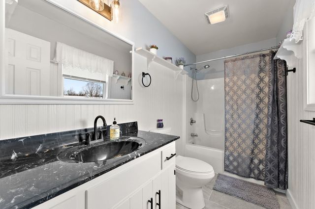 5845 Stone Avenue, Portage, IN 46368