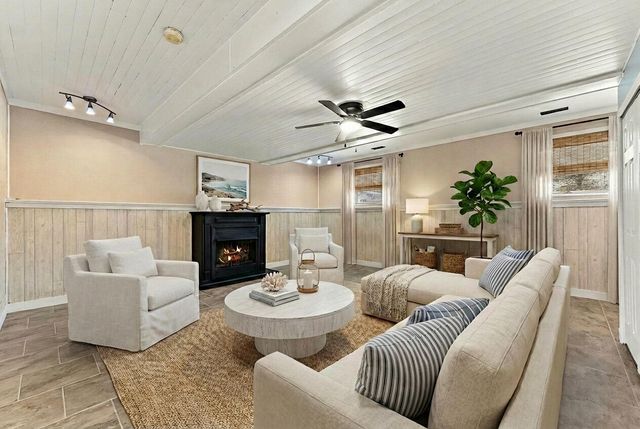 5845 Stone Avenue, Portage, IN 46368