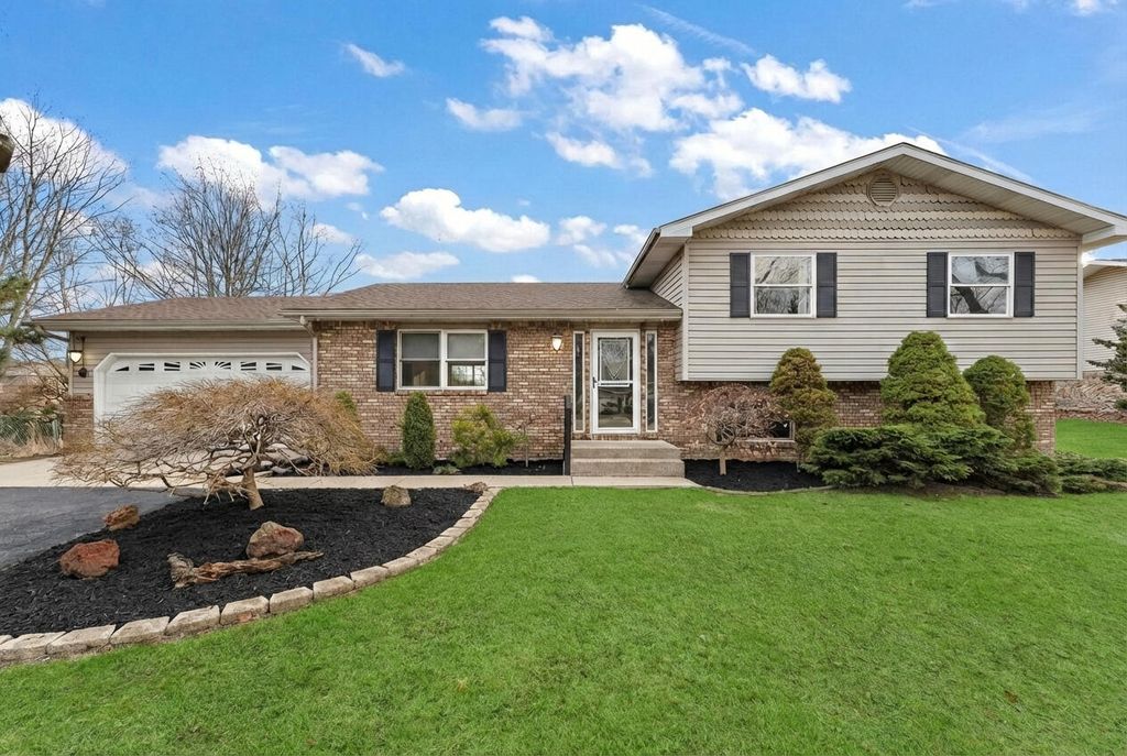 5845 Stone Avenue, Portage, IN 46368