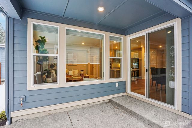 21731 SE 292nd Place, Black Diamond, WA 98010