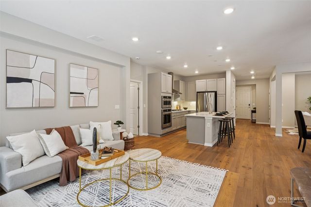 21731 SE 292nd Place, Black Diamond, WA 98010