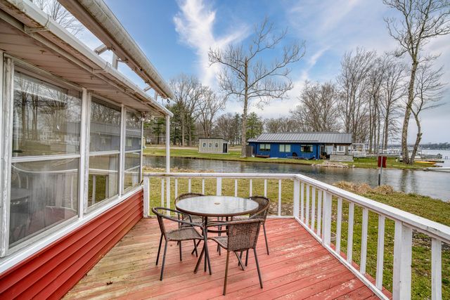 50479 Delling Drive, Silver Creek Twp, MI 49047