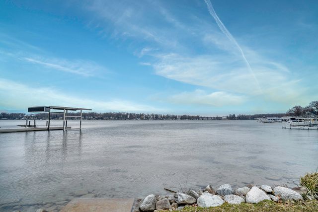 50479 Delling Drive, Silver Creek Twp, MI 49047