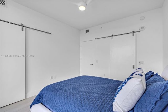 2000 Metropica Way 2001, Sunrise, FL 33323