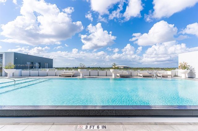 2000 Metropica Way 2001, Sunrise, FL 33323