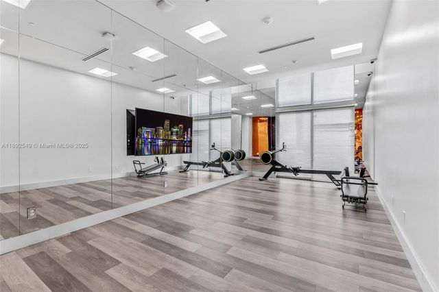 2000 Metropica Way 2001, Sunrise, FL 33323