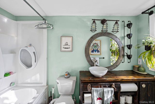 50 Poseidon Road, Rocky Point, NY 11778