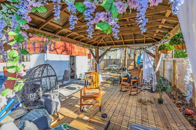 50 Poseidon Road, Rocky Point, NY 11778