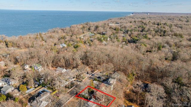 50 Poseidon Road, Rocky Point, NY 11778