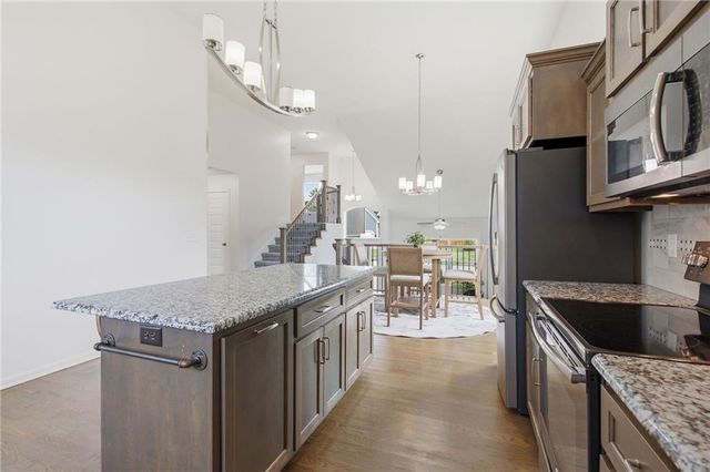 913 Coyote Drive, Raymore, MO 64083