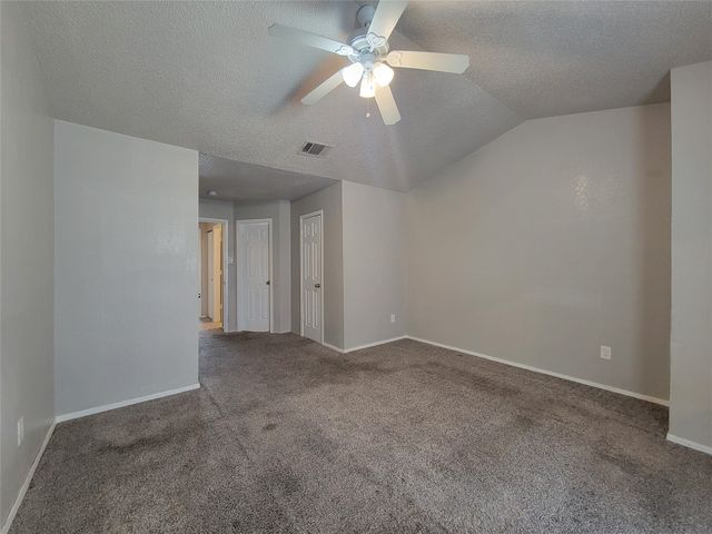 9571 Olde Towne Row, Dallas, TX 75227