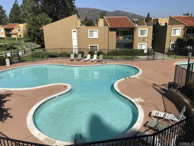 17189 W Bernardo Dr 103, San Diego, CA 92127