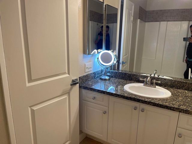 17189 W Bernardo Dr 103, San Diego, CA 92127