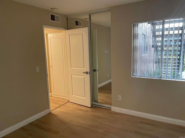 17189 W Bernardo Dr 103, San Diego, CA 92127