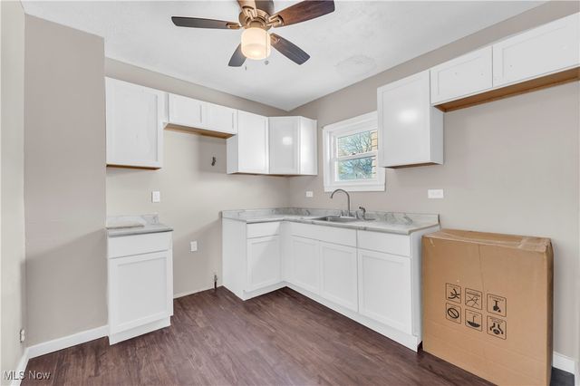 908 Dayton Street, Akron, OH 44310