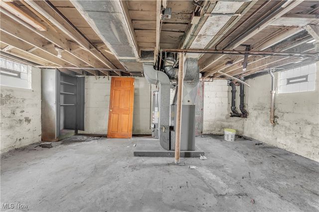 908 Dayton Street, Akron, OH 44310