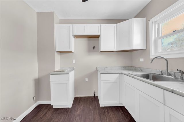 908 Dayton Street, Akron, OH 44310