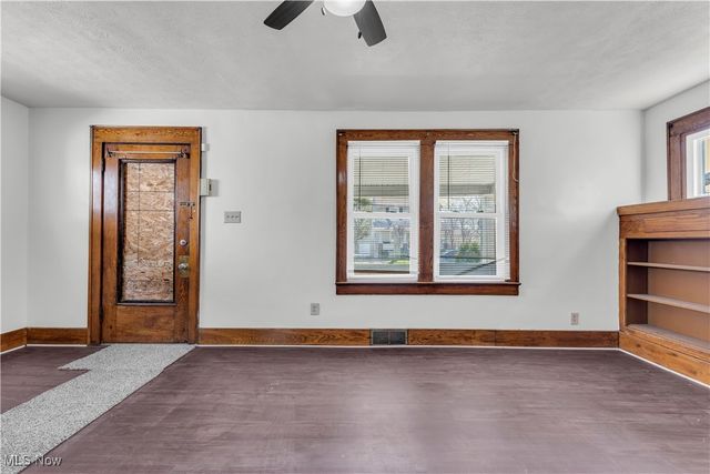 908 Dayton Street, Akron, OH 44310