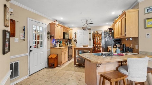 127 Hemlock Ave., Hattiesburg, MS 39402