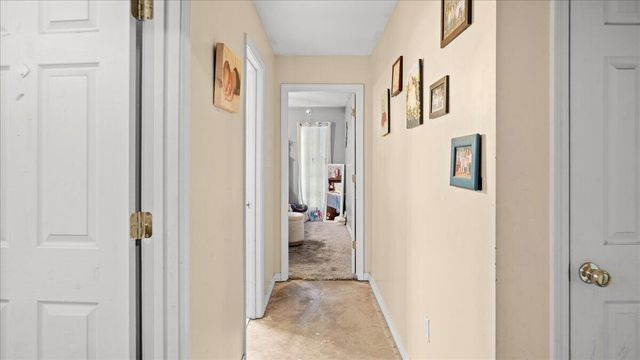 127 Hemlock Ave., Hattiesburg, MS 39402