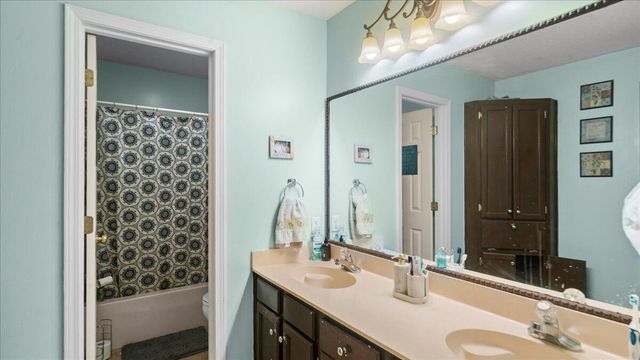 127 Hemlock Ave., Hattiesburg, MS 39402
