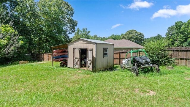 127 Hemlock Ave., Hattiesburg, MS 39402