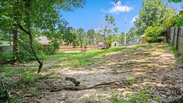 127 Hemlock Ave., Hattiesburg, MS 39402