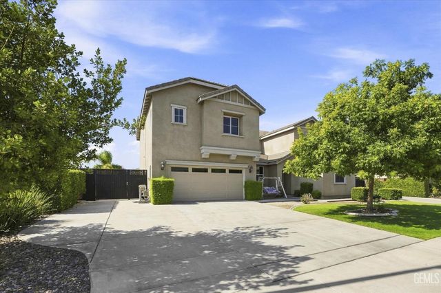 15939 La Strada Court, Bakersfield, CA 93314