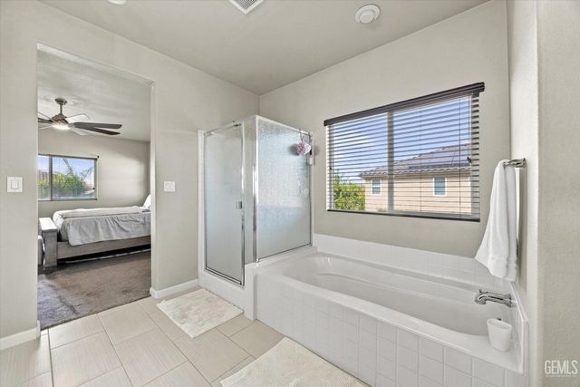 15939 La Strada Court, Bakersfield, CA 93314