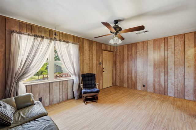 3636 State Highway 56, Bells, TX 75414