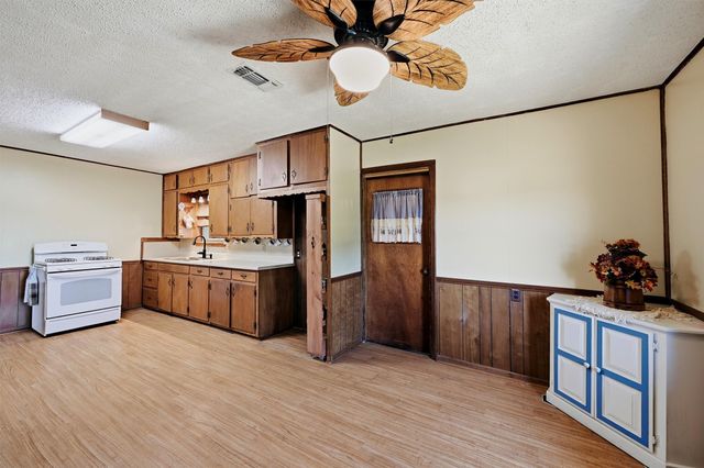 3636 State Highway 56, Bells, TX 75414