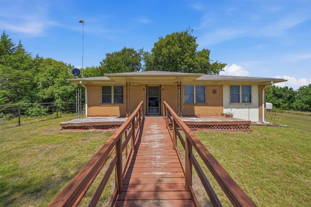 3636 State Highway 56, Bells, TX 75414