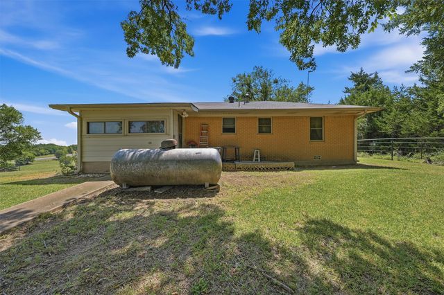 3636 State Highway 56, Bells, TX 75414