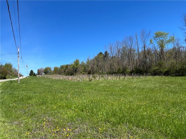 Chimney Heights Boulevard, Huron, NY 14590