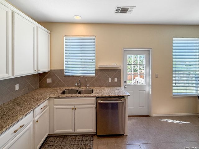 10535 NOBLE CYN, San Antonio, TX 78254