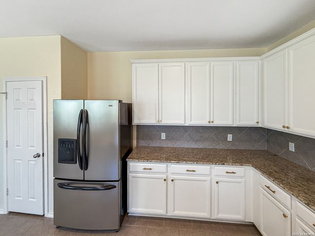 10535 NOBLE CYN, San Antonio, TX 78254