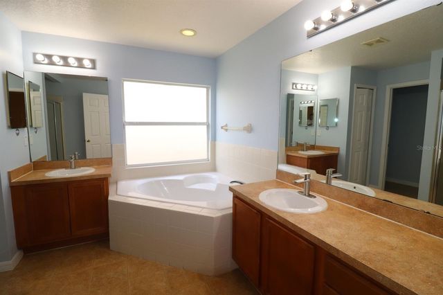 324 RED KITE DRIVE, Groveland, FL 34736
