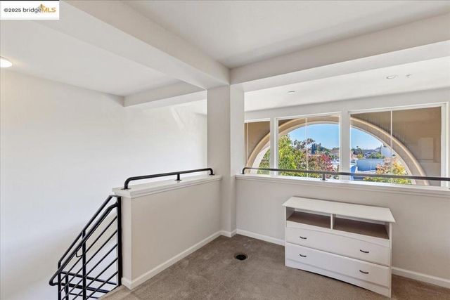 88 E 6Th St 215, Pittsburg, CA 94565