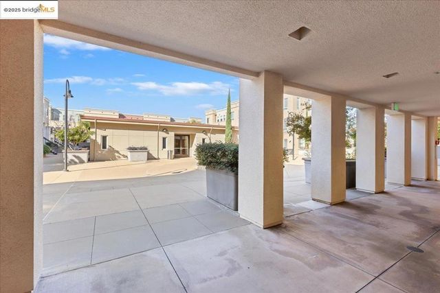 88 E 6Th St 215, Pittsburg, CA 94565