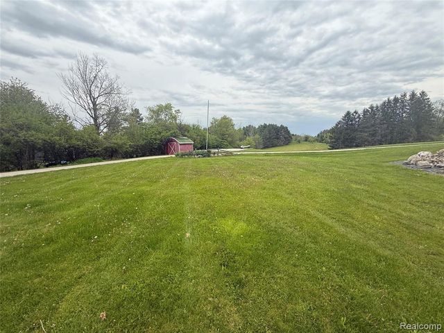 7149-7163 Burpee Road, Grand Blanc, MI 48439